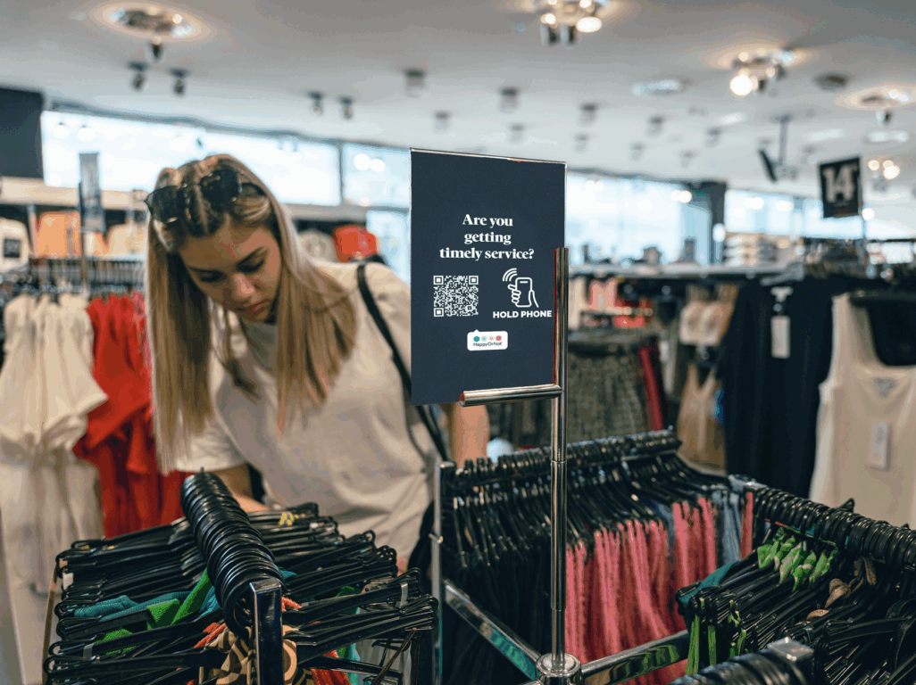 smiley-sign-store-e1761714382945-1026x768